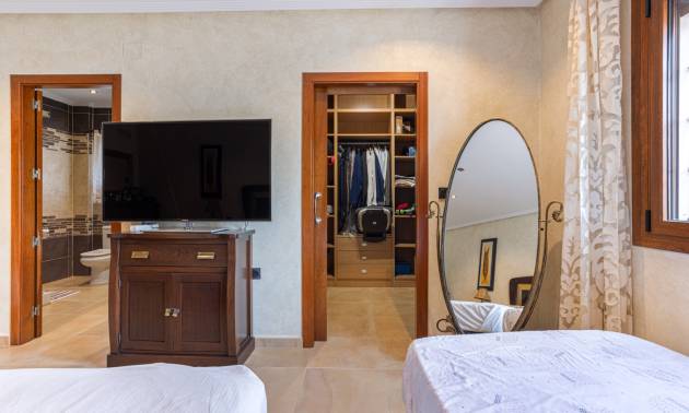 Bestaande woningen - Villa - Los Montesinos