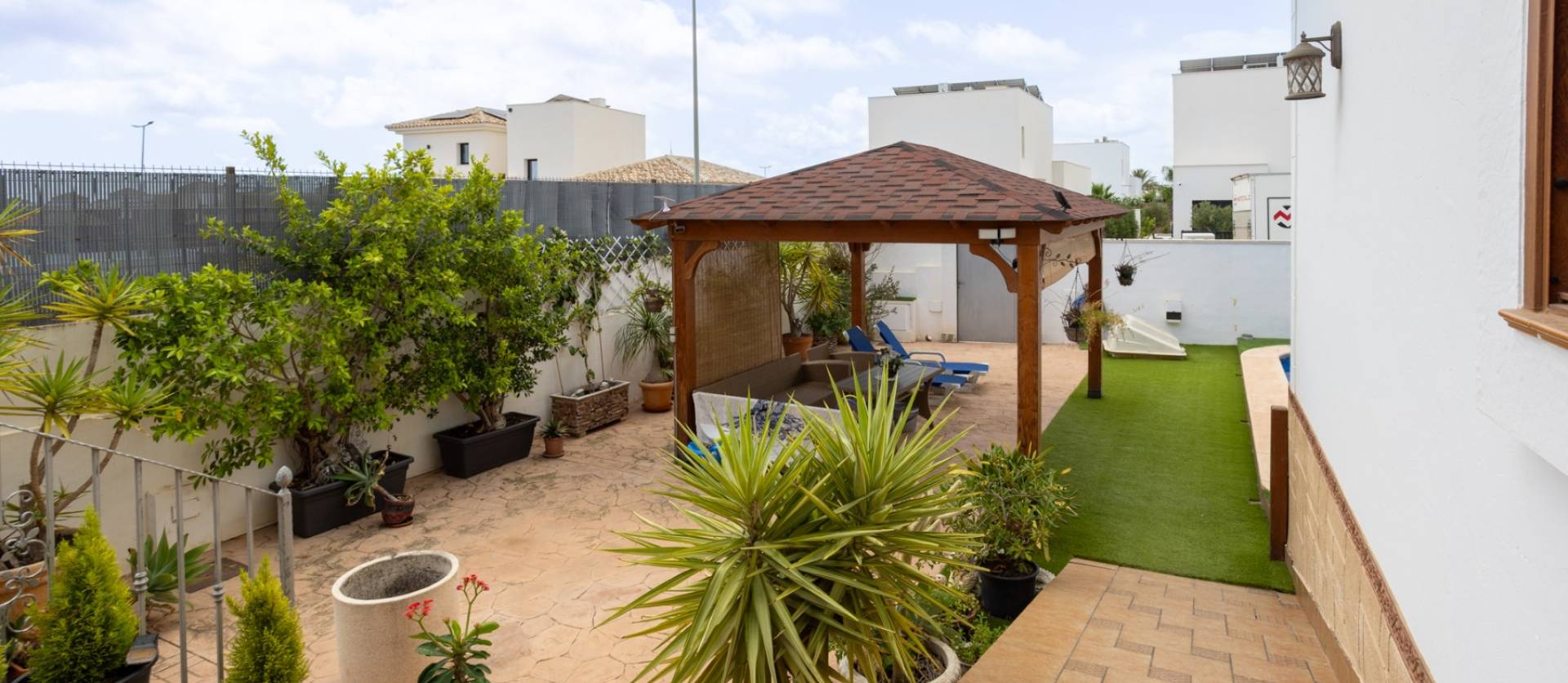 Bestaande woningen - Villa - Los Montesinos