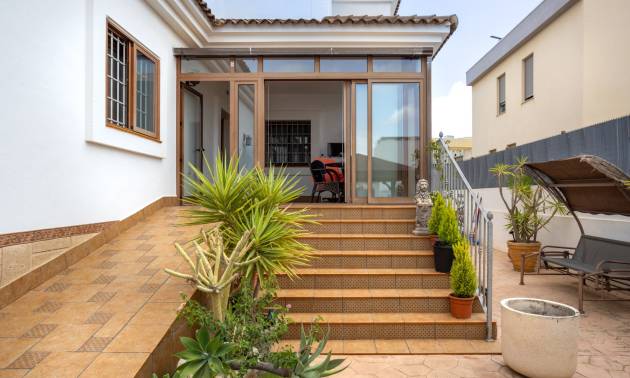 Bestaande woningen - Villa - Los Montesinos