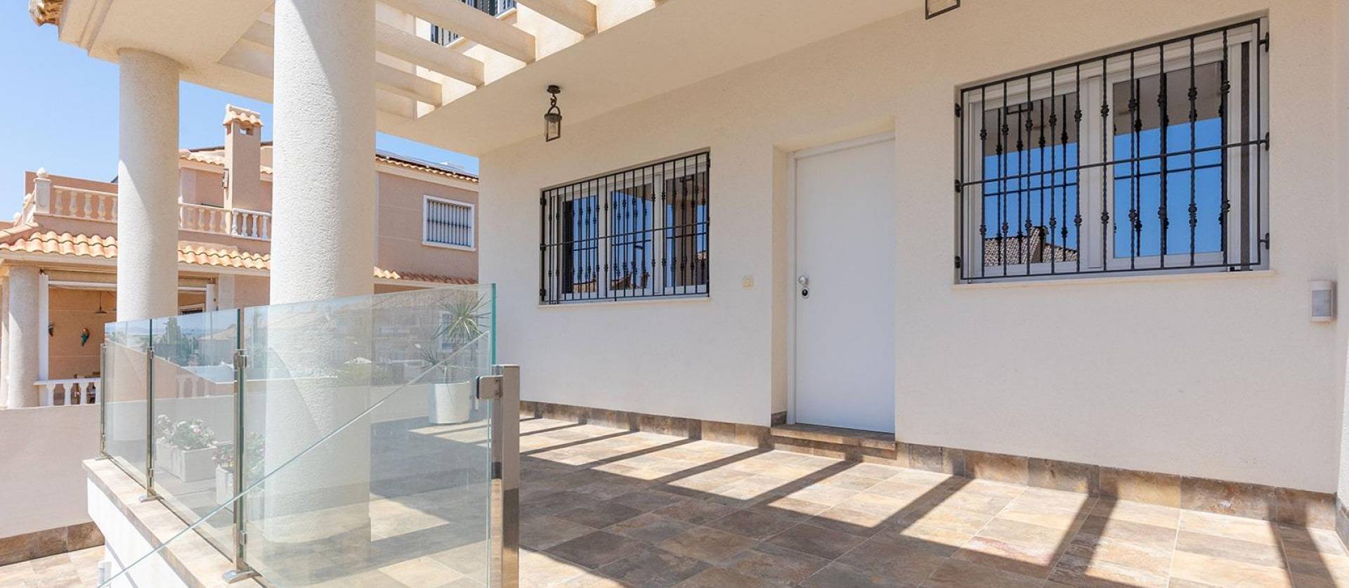 Venta - Villa - Torrevieja - Aguas Nuevas