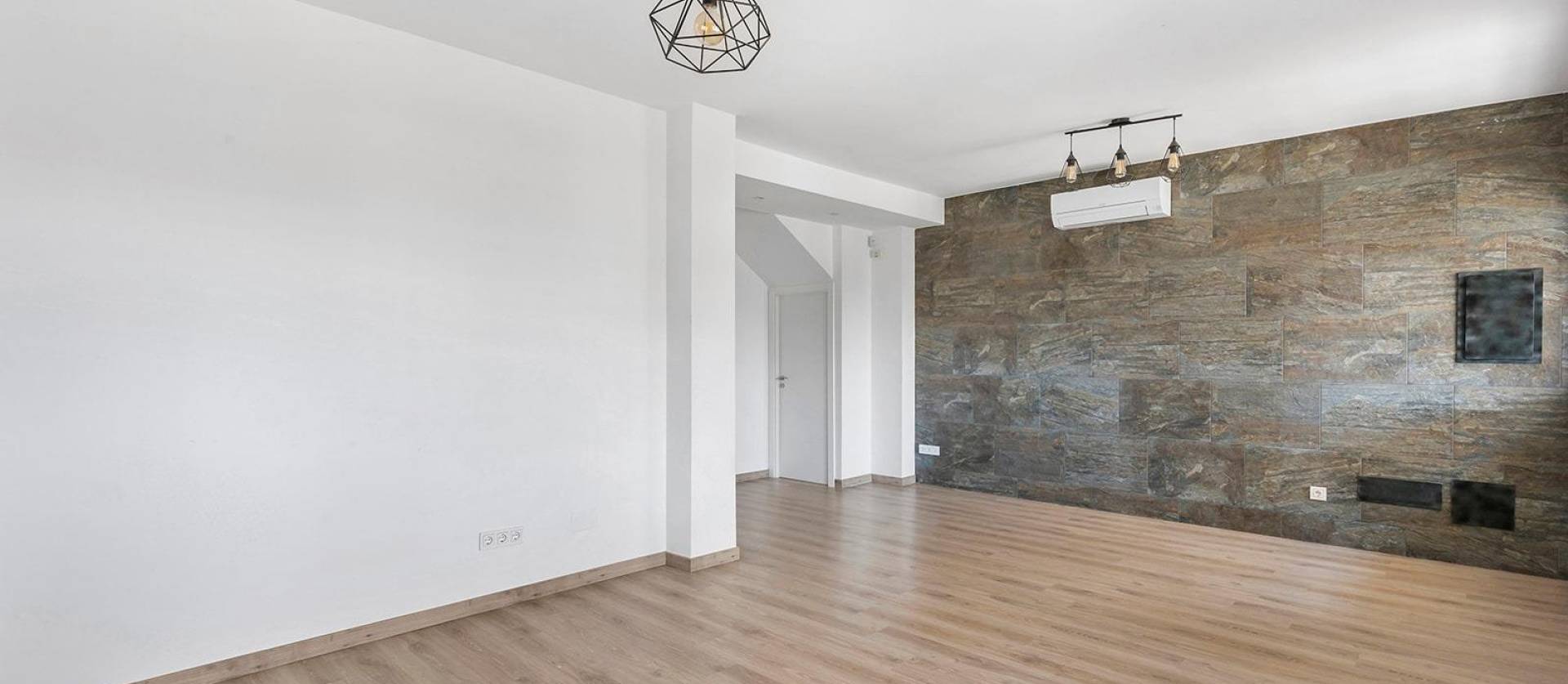 Venta - Villa - Torrevieja - Aguas Nuevas