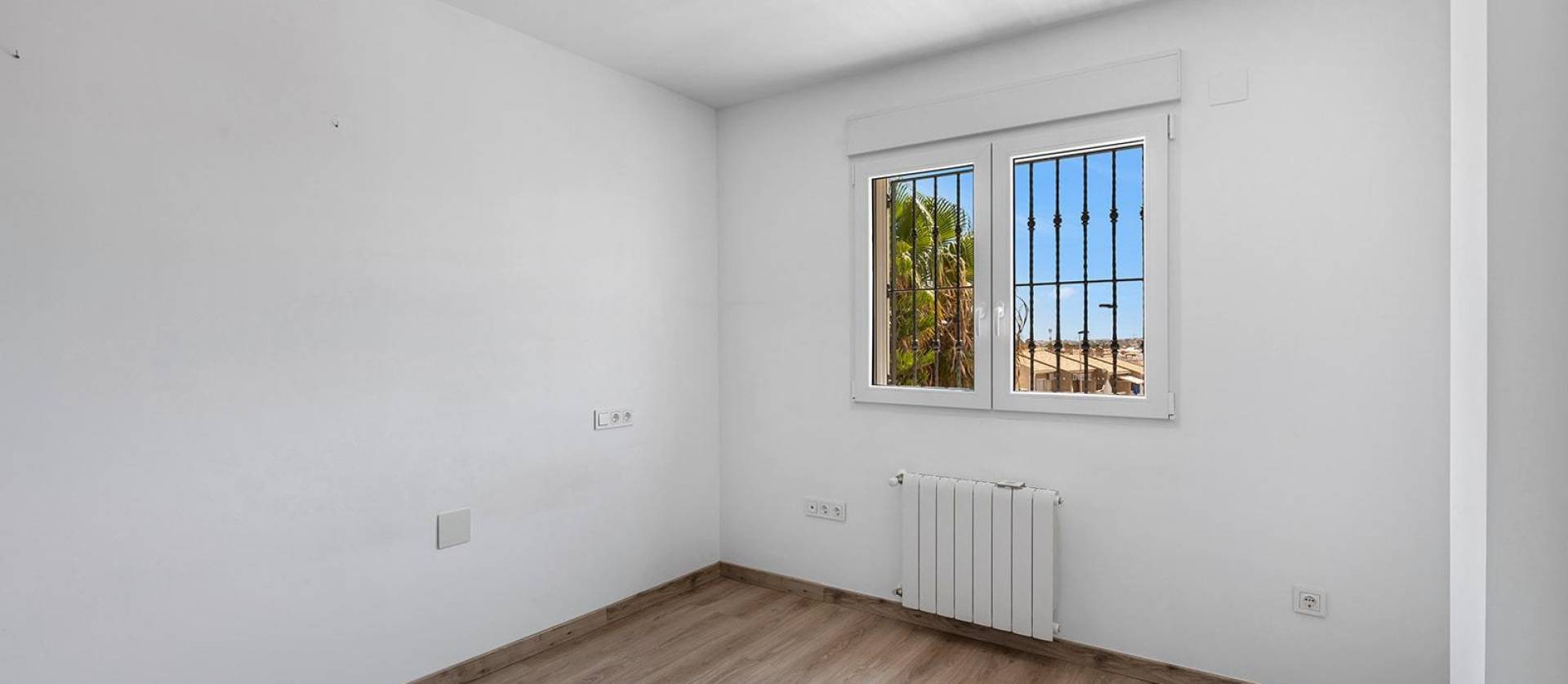 Venta - Villa - Torrevieja - Aguas Nuevas