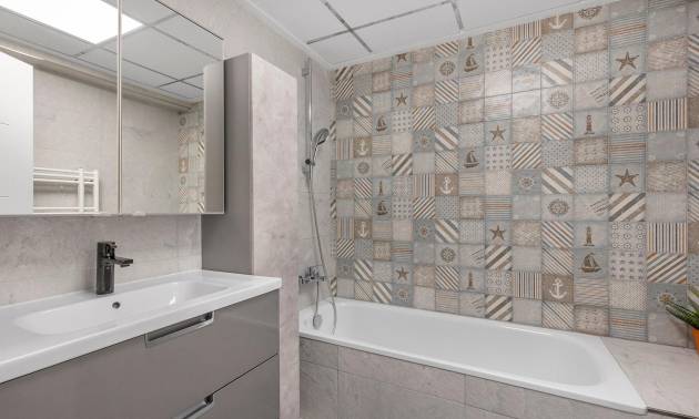 Venta - Villa - Torrevieja - Aguas Nuevas