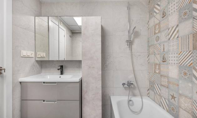 Venta - Villa - Torrevieja - Aguas Nuevas