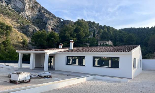 Nueva construcción  - Villa - Penàguila - El Olivar