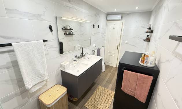 Venta - House - Orihuela Costa - La Zenia