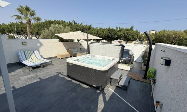 Venta - House - Orihuela Costa - La Zenia