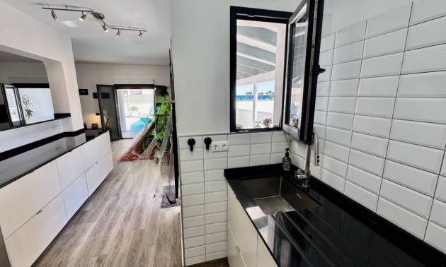 Bestaande woningen - Villa - Punta Prima