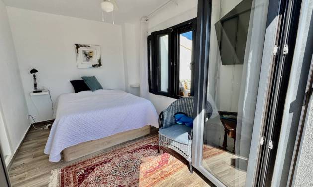 Bestaande woningen - Villa - Punta Prima