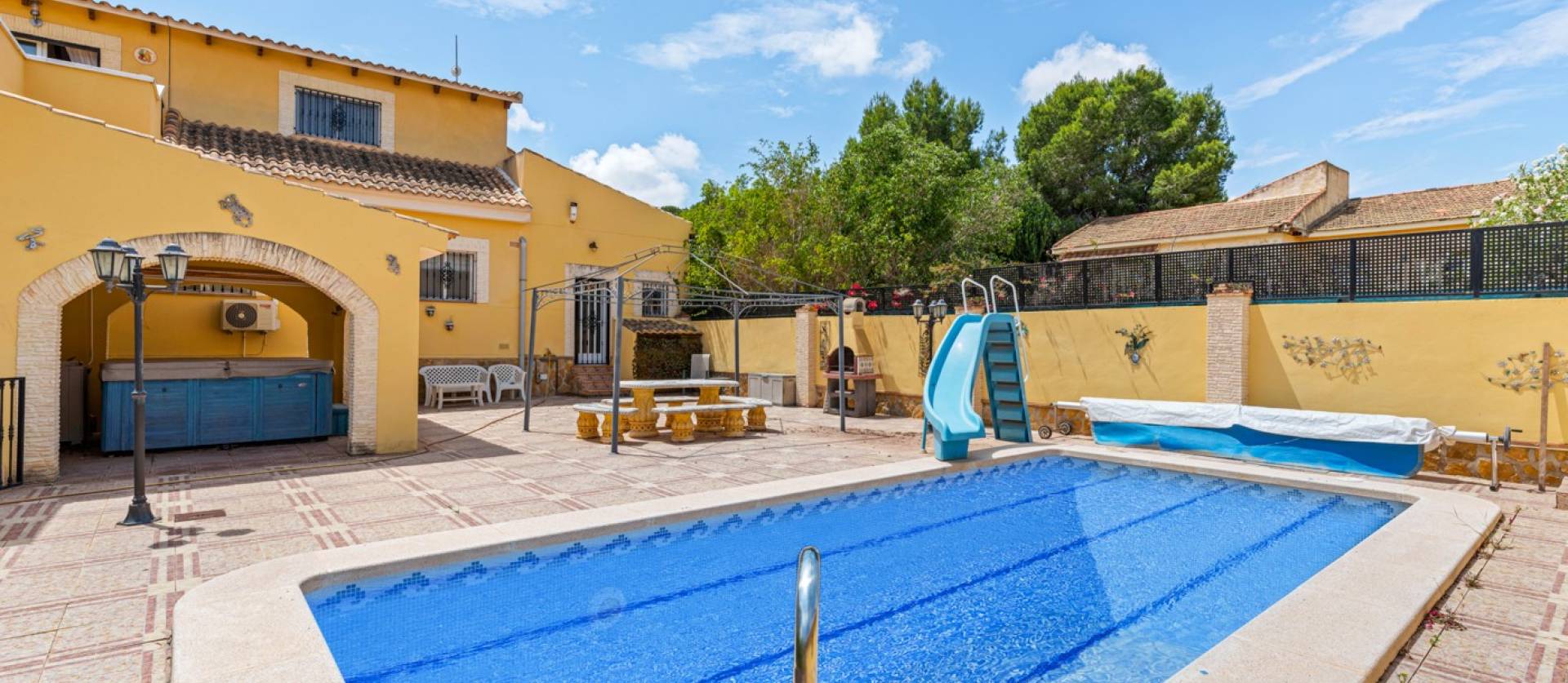 Bestaande woningen - Villa - Jacarilla