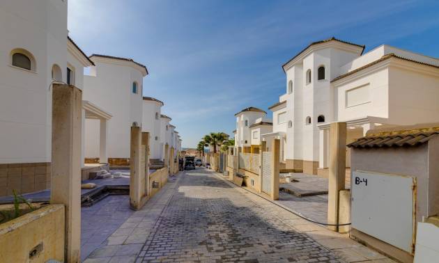 Nueva construcción  - Villa - San Fulgencio - El Oasis