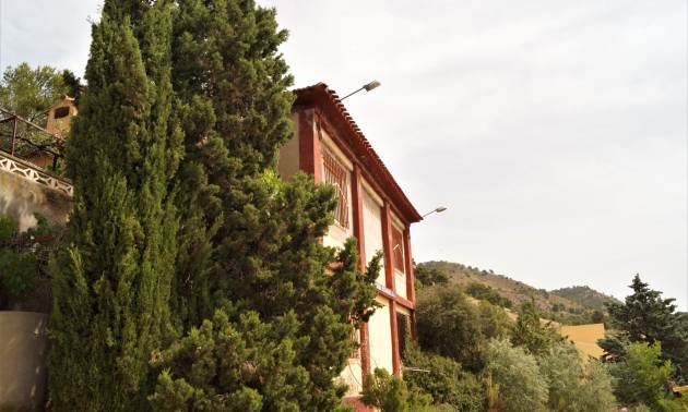 Sale - Commercial - Salinas