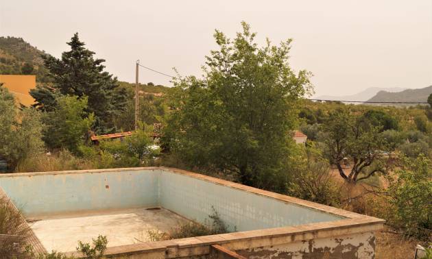 Sale - Commercial - Salinas