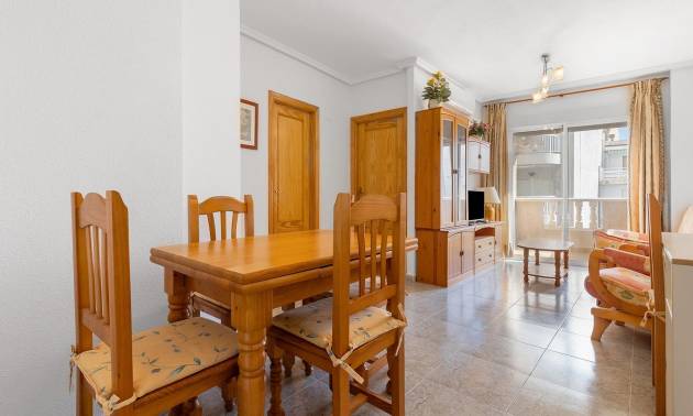 Venta - Apartment - Torrevieja - Centro