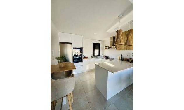 Bestaande woningen - Appartment - Las Filipinas