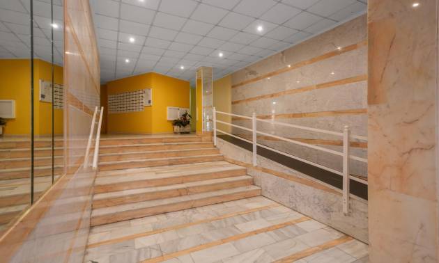 Venta - Apartment - Torrevieja - Playa de los locos