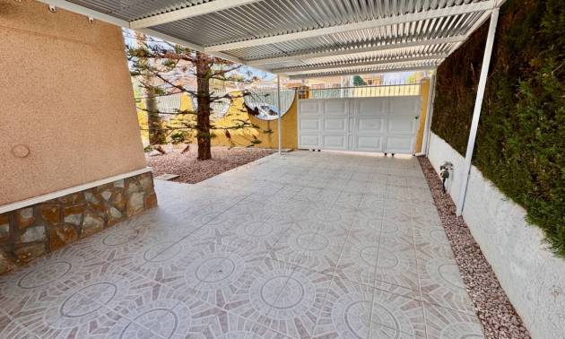 Sale - Villa - Benferri