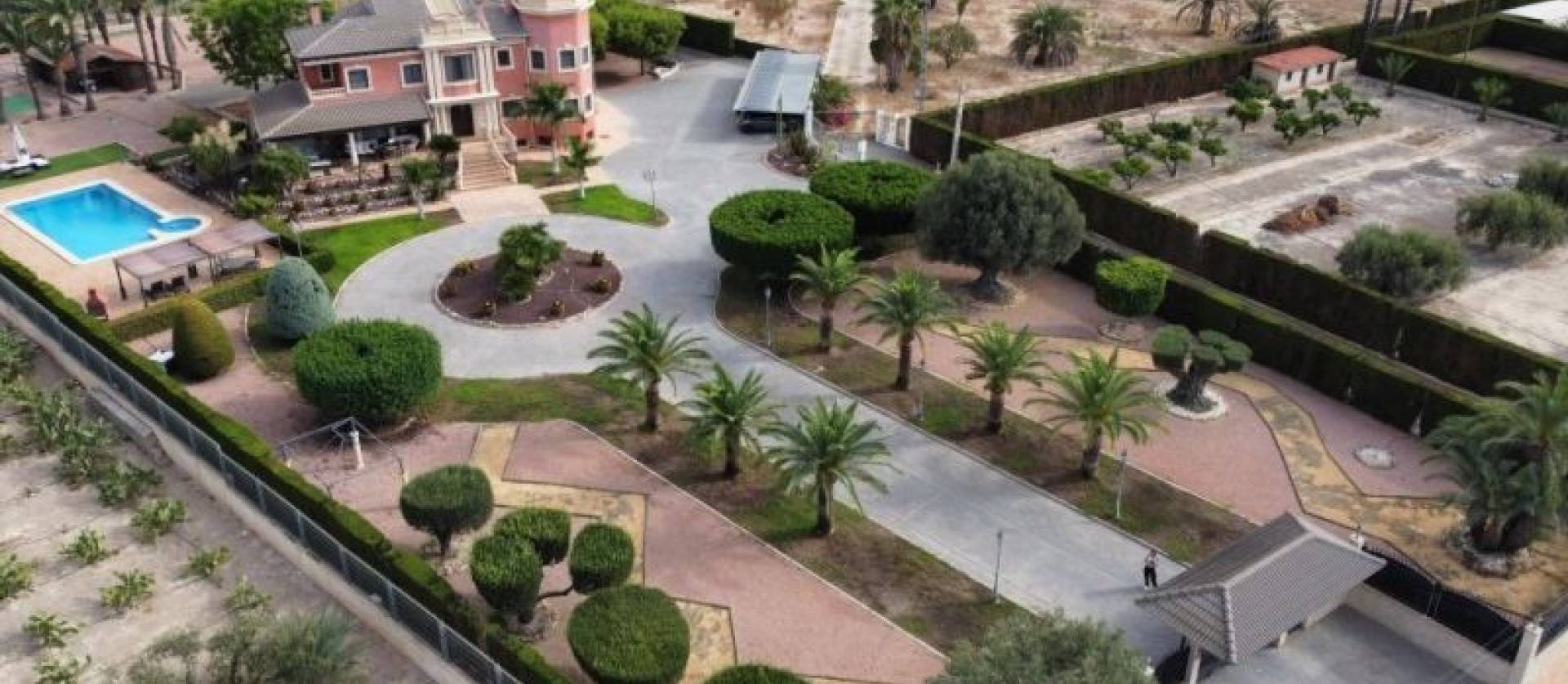 Bestaande woningen - Villa - Elche