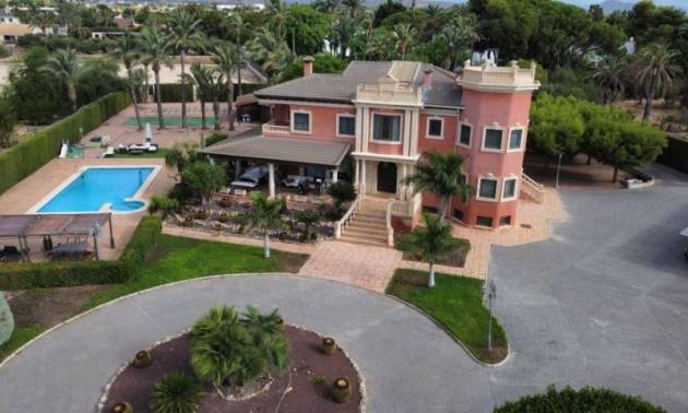 Bestaande woningen - Villa - Elche