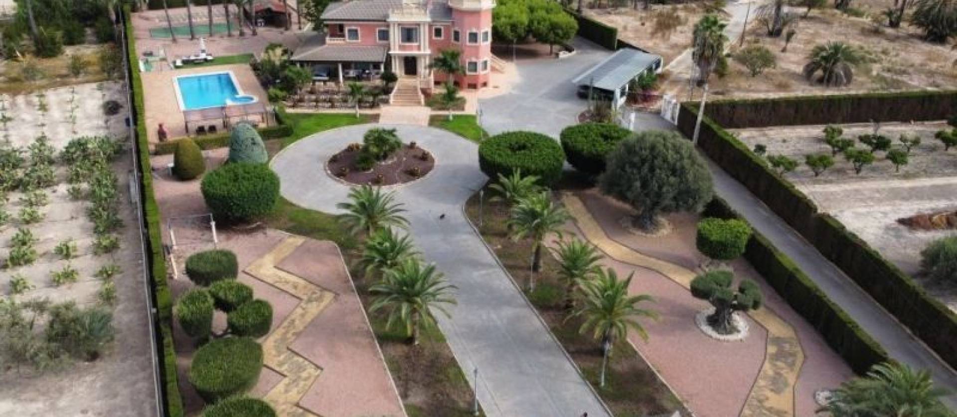 Bestaande woningen - Villa - Elche