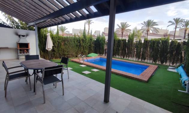 Bestaande woningen - Villa - Peraleja Golf