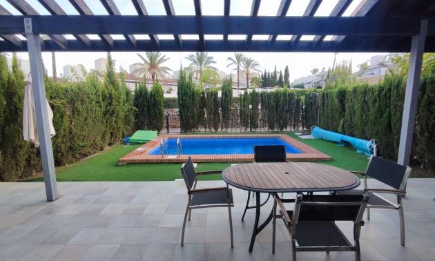 Bestaande woningen - Villa - Peraleja Golf