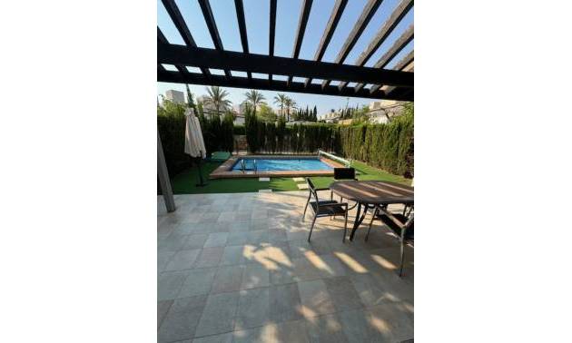 Bestaande woningen - Villa - Peraleja Golf