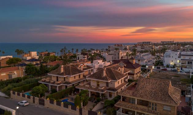 Venta - Villa - Torrevieja - La veleta