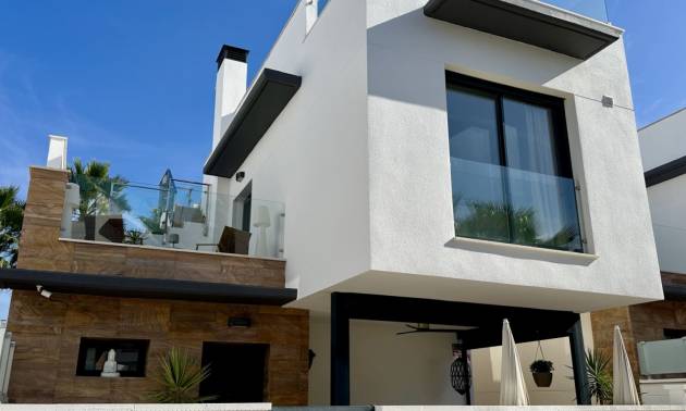 Venta - Villa - Orihuela Costa - Lomas de Cabo Roig