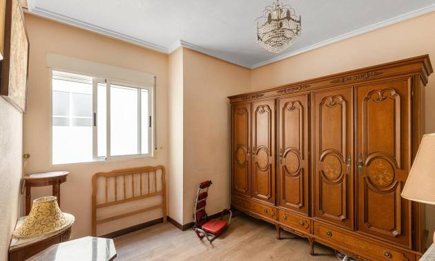 Venta - Apartment - Torrevieja - Estacion de autobuses