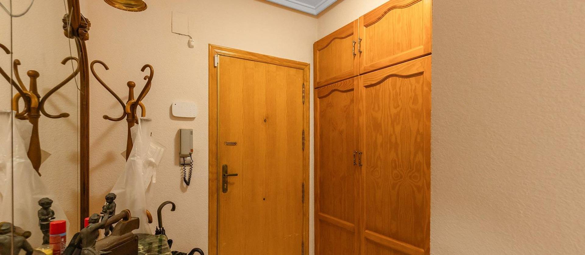 Venta - Apartment - Torrevieja - Estacion de autobuses