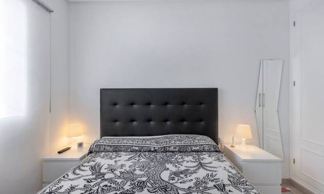 Venta - Apartment - Torrevieja - La Mata