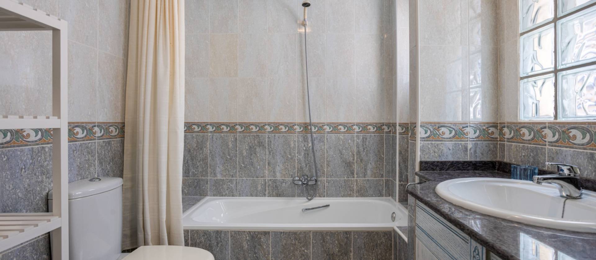 Bestaande woningen - Villa - Guardamar del Segura