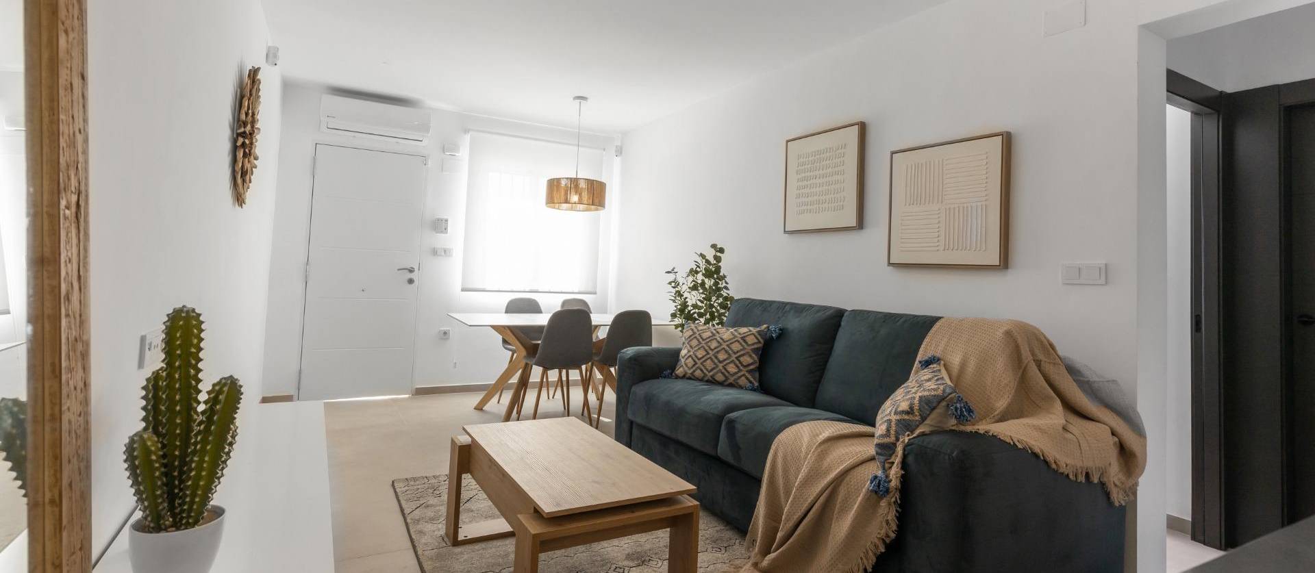 Alquiler a largo plazo - Bungalow - Torrevieja - Zona los Frutales