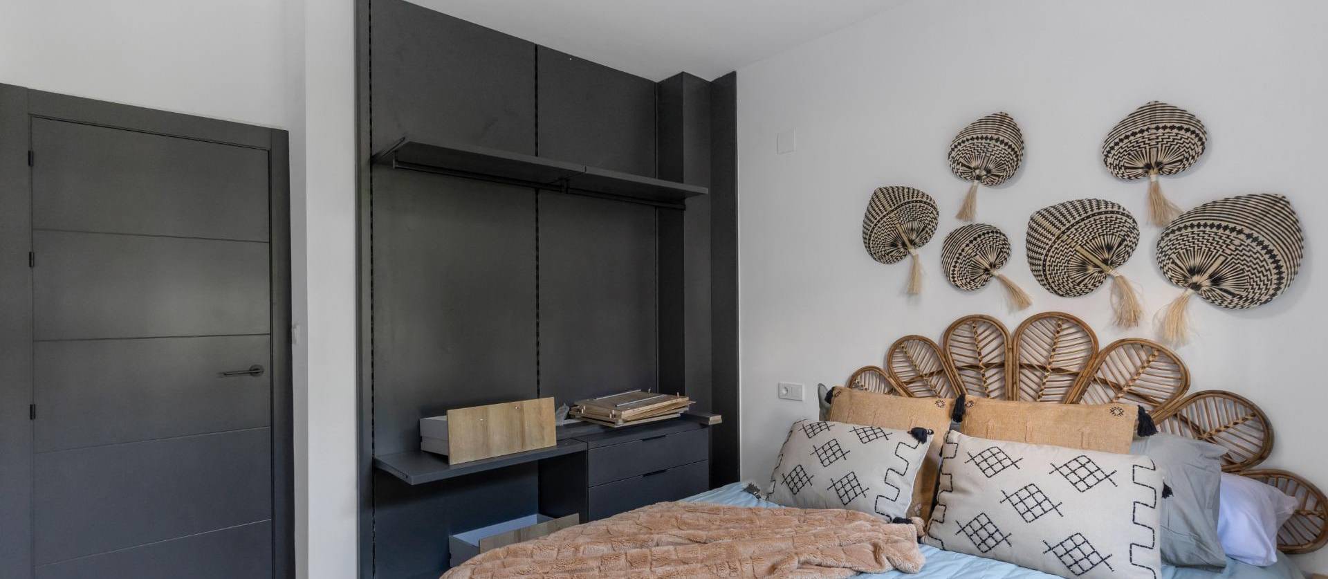 Alquiler a largo plazo - Bungalow - Torrevieja - Zona los Frutales