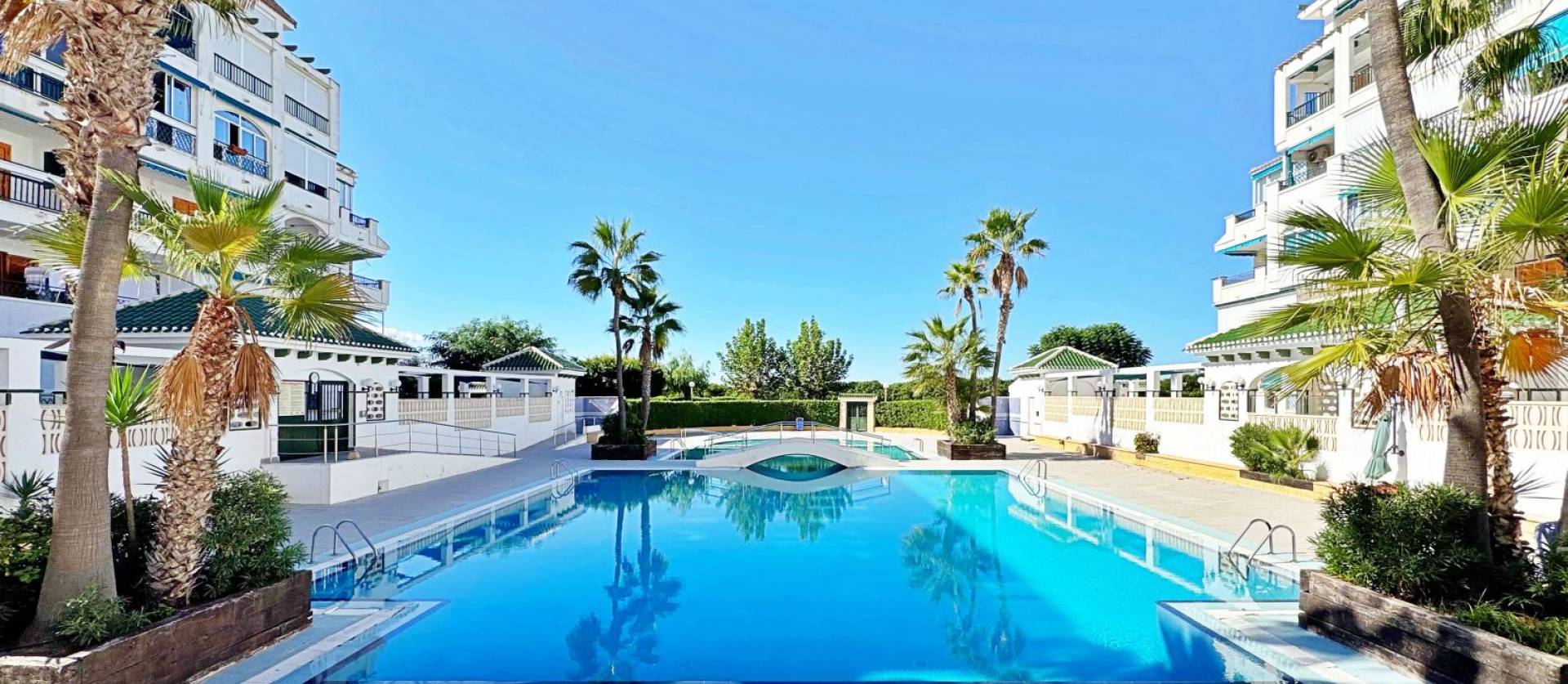 Venta - Apartment - Torrevieja - La Mata