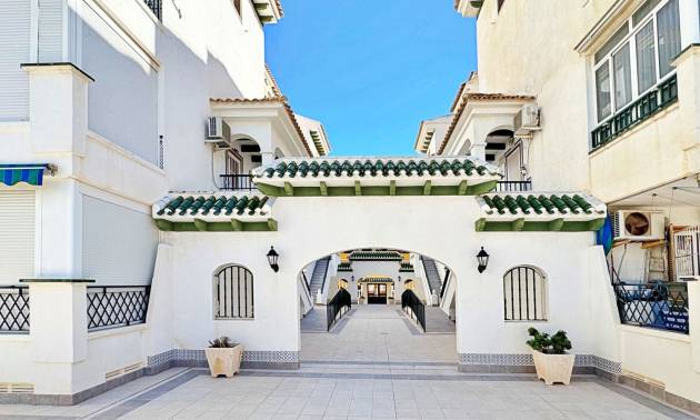 Venta - Apartment - Torrevieja - La Mata