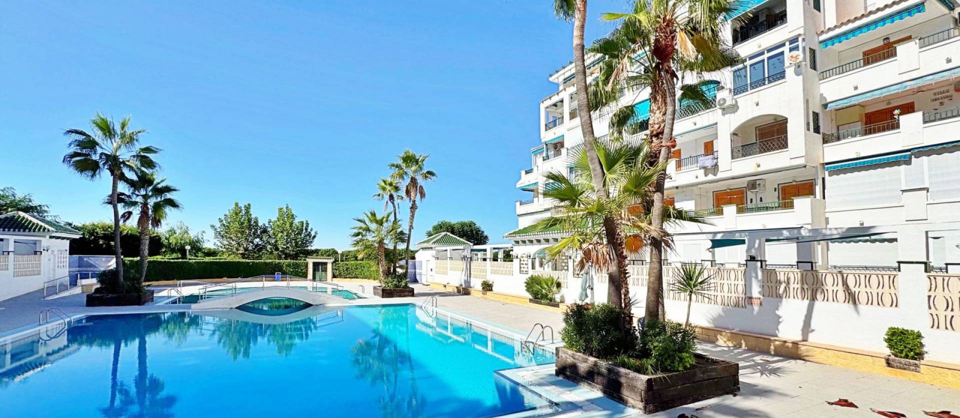 Venta - Apartment - Torrevieja - La Mata