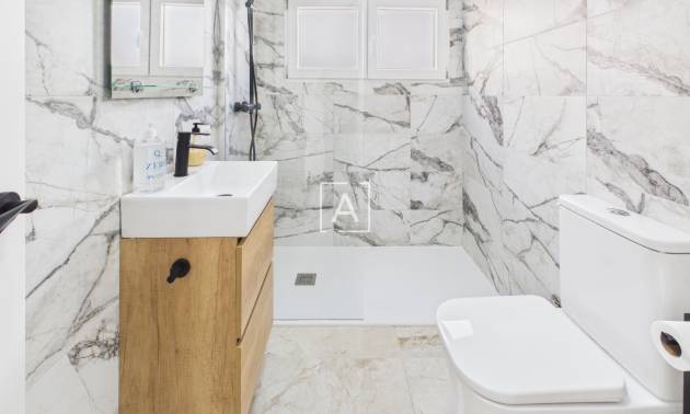 Sale - 1. Apartment / flat - Centro Torrevieja