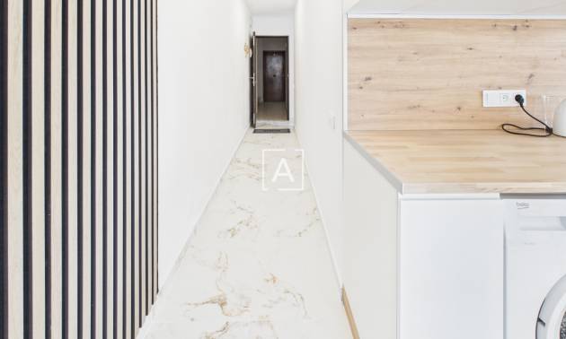 Sale - 1. Apartment / flat - Centro Torrevieja