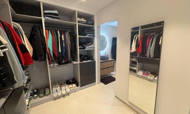 Bestaande woningen - Appartment - Elche