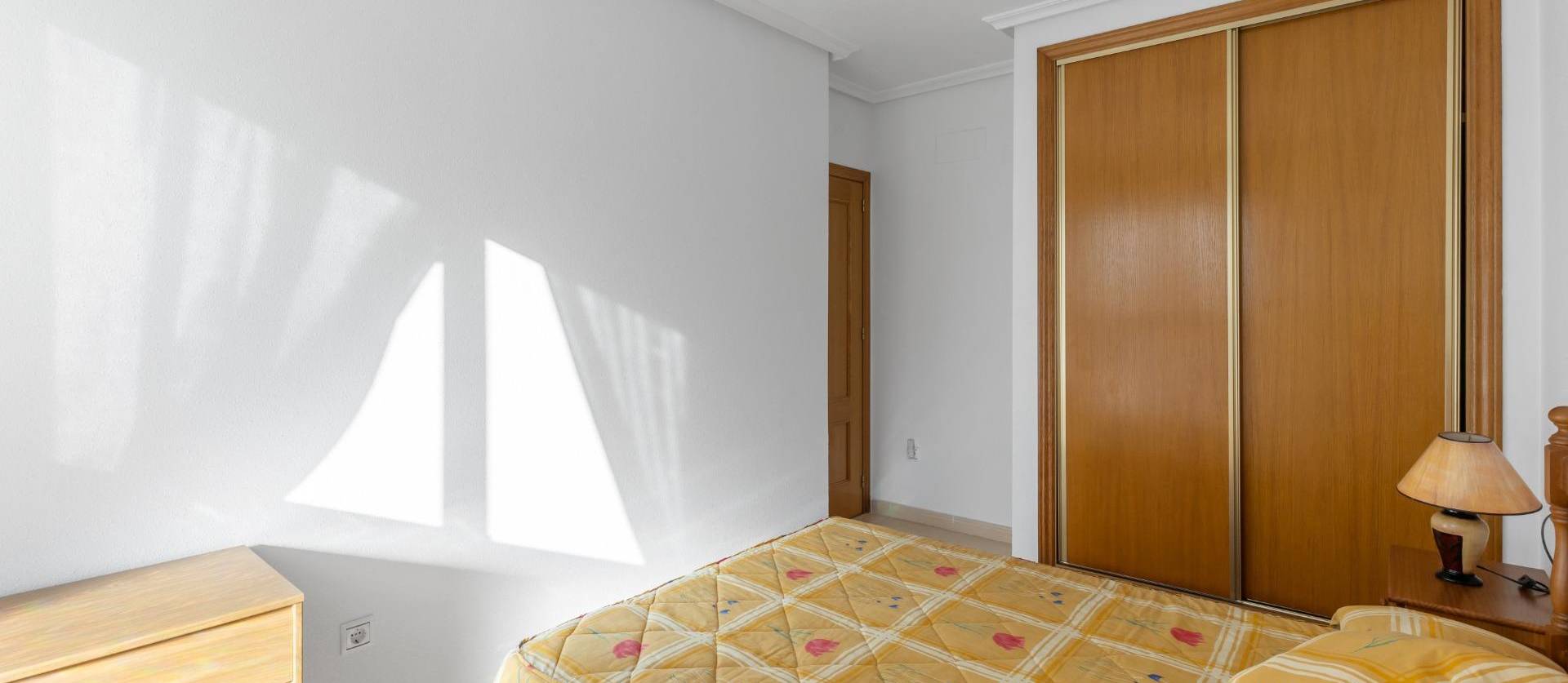 Venta - Apartment - Torrevieja - Estacion de autobuses