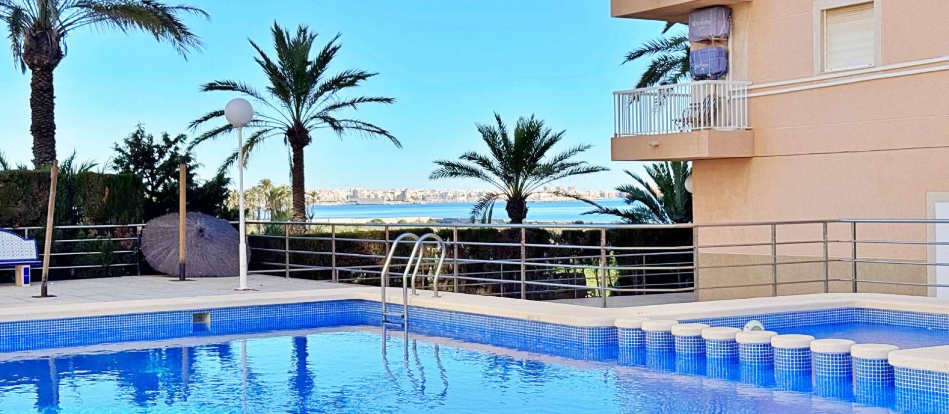 Venta - Apartment - Torrevieja - Rocio del mar