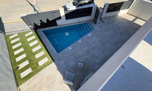 Sale - Villa - Pinar de Campoverde