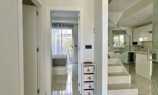 Bestaande woningen - Villa - Orihuela Costa