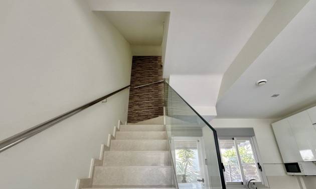 Bestaande woningen - Villa - Orihuela Costa