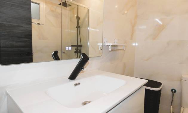 Revente - Apartment - Torrevieja