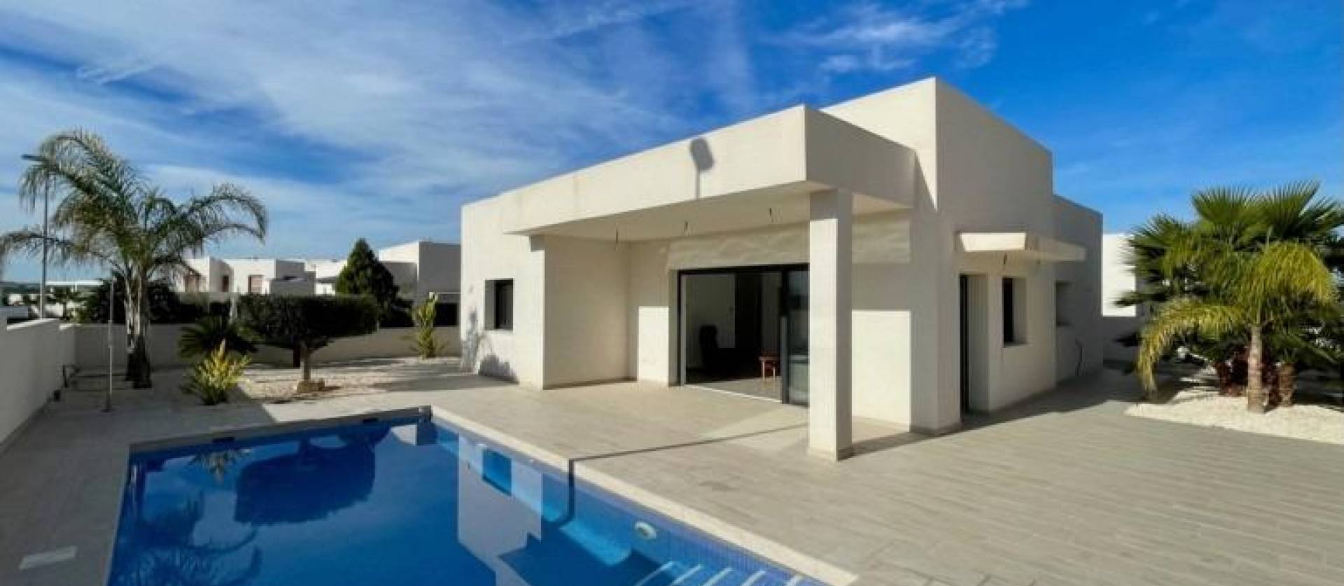 Nueva construcción  - Villa - Rafal - polideportivo