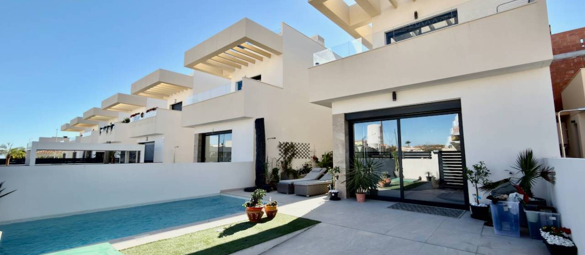 Venta - Villa - Los Montesinos - La Herrada