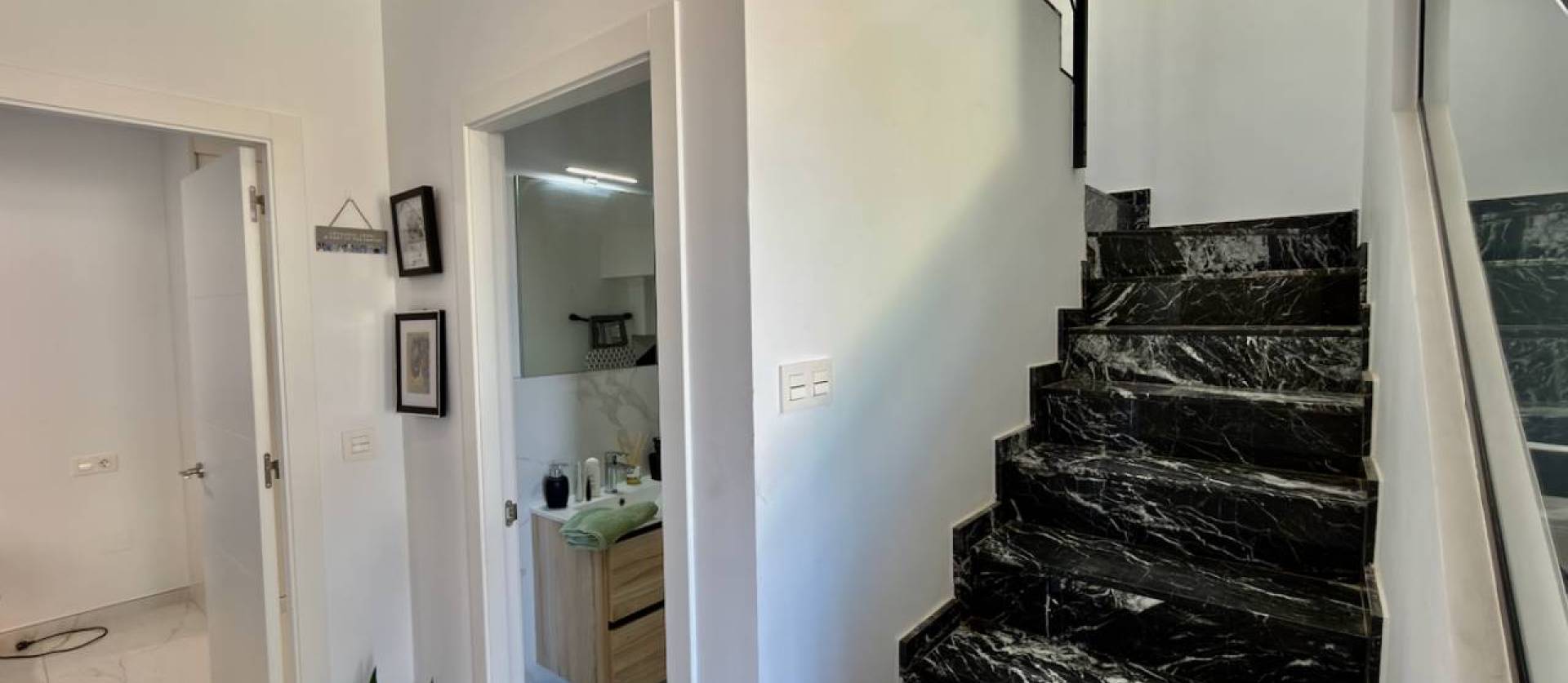 Venta - Villa - Los Montesinos - La Herrada